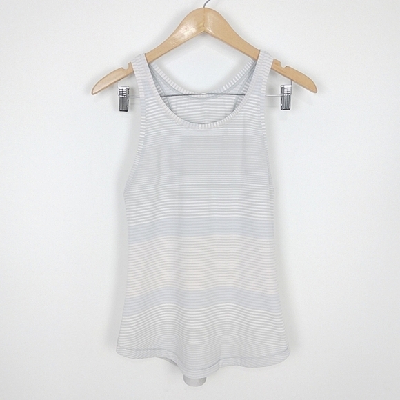 Lululemon Think Fast Active Tank Size 4 - Picture 7 of 8